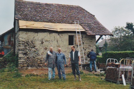 Travaux de rénovation du vieux four à pain.